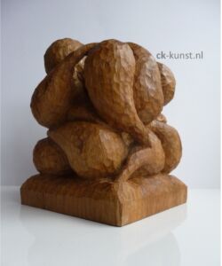 STAPELING II Beeld stapeling van eikenhout van de batavia werf