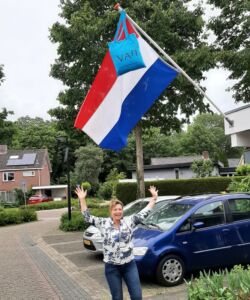 GESLAAGD!!
