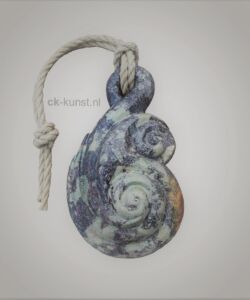 MAORI Beeld Maori van kobalt serpentijn