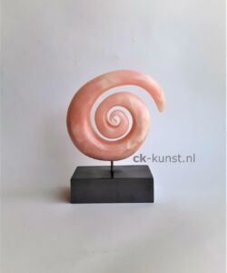 KORU Beeld koru van speksteen